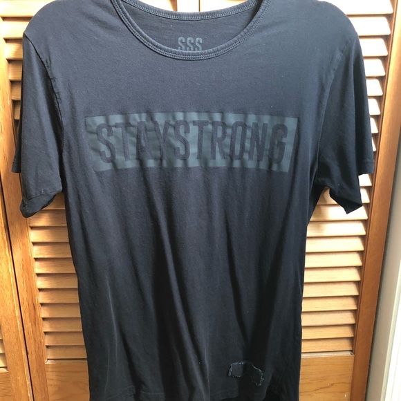 STAY STRONG tee - Picture 1 of 2